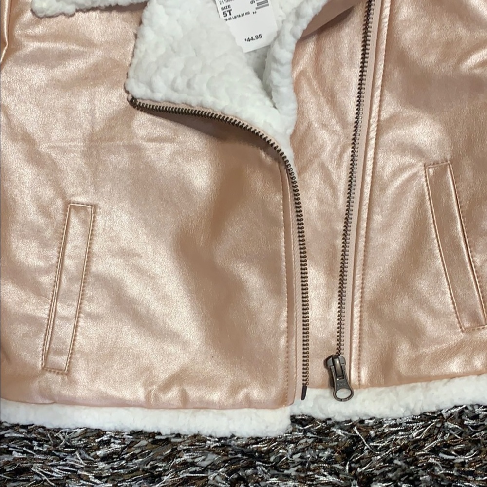 Girls Bomber jacket. - Picture 3 of 4